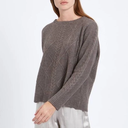 Otter Cable Knit Cashmere Jumper